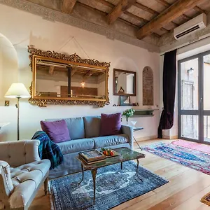 Trastevere Elegant , Rome Italy